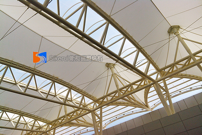 香港大学顶棚膜结构工程