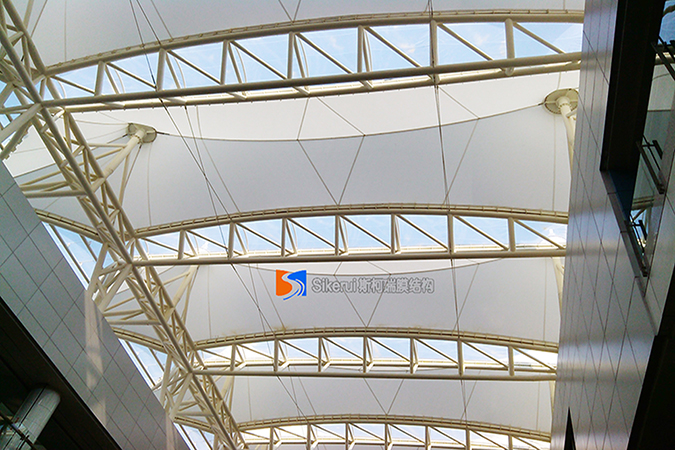 香港大学顶棚膜结构工程